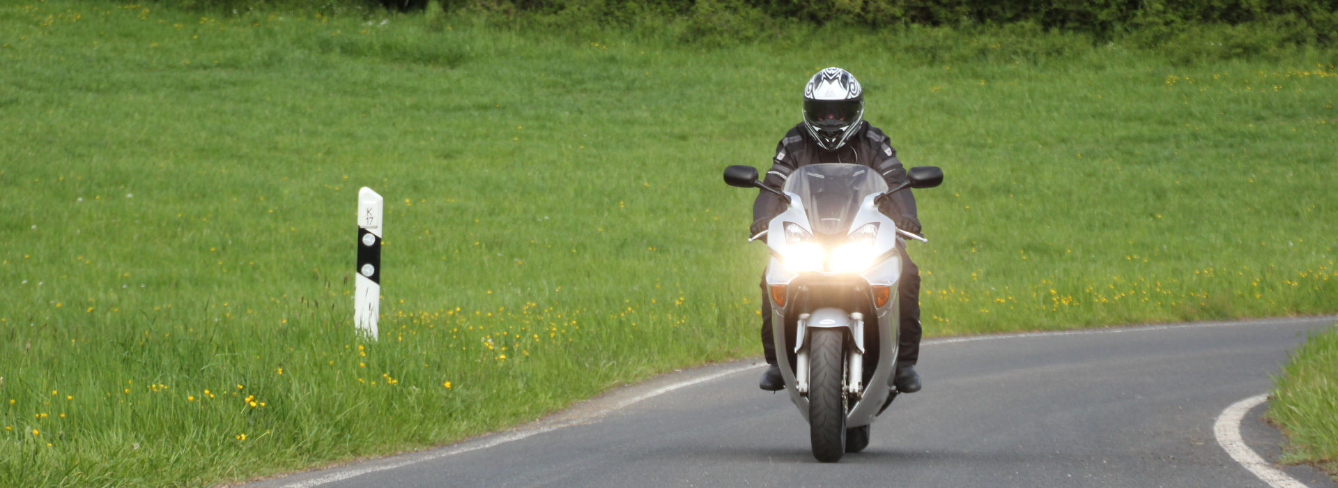 Motorrijbewijspoint Houten motorexamens AVB en AVD